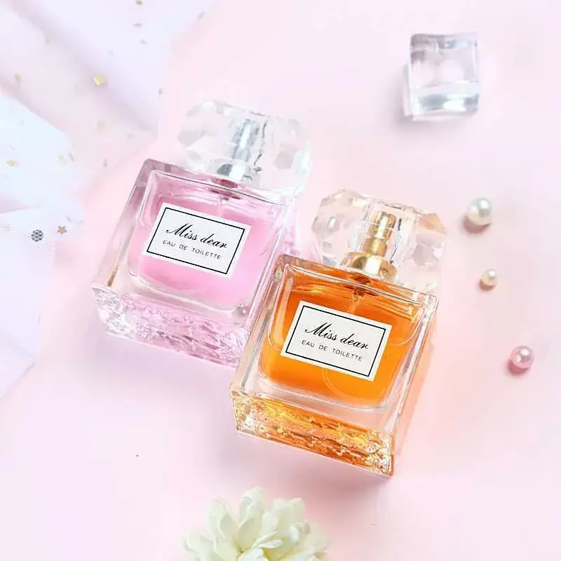 کدام عطر برای مهمانی انتخاب بهتری است؟ بررسی کامل و ساده