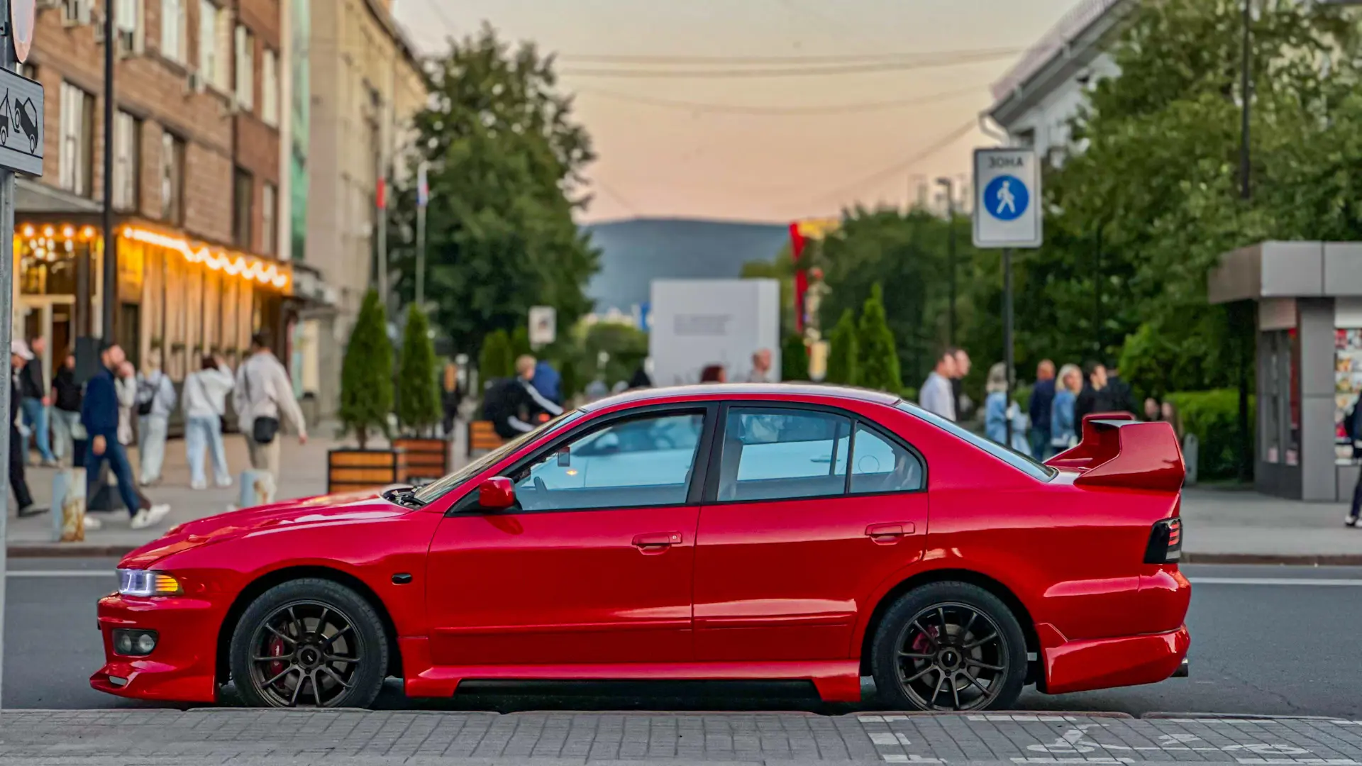 بررسی Mitsubishi Galant؛ تاریخچه و مشخصات فنی
