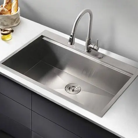 مقایسه گزینه‌های سینک استیل؛ چطور بهترین انتخاب را داشته باشیم؟