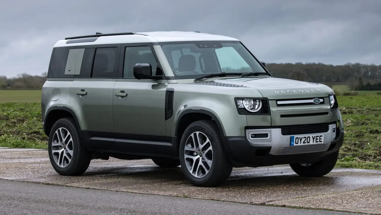 بررسی لندروور دیفندر (Land Rover Defender)؛ مشخصات فنی و قابلیت‌های آفرود