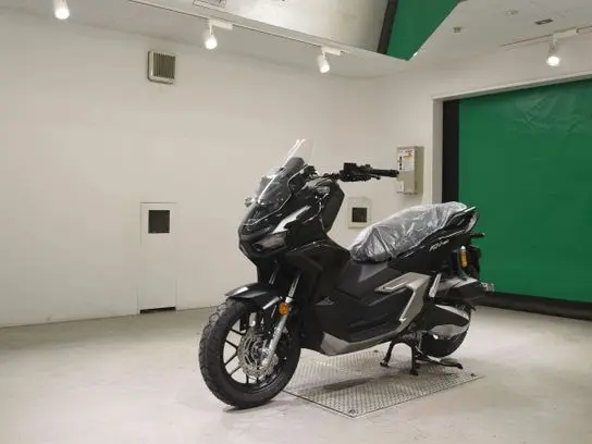 بررسی Honda ADV 160 (هوندا ADV 160)؛ مشخصات فنی و امکانات