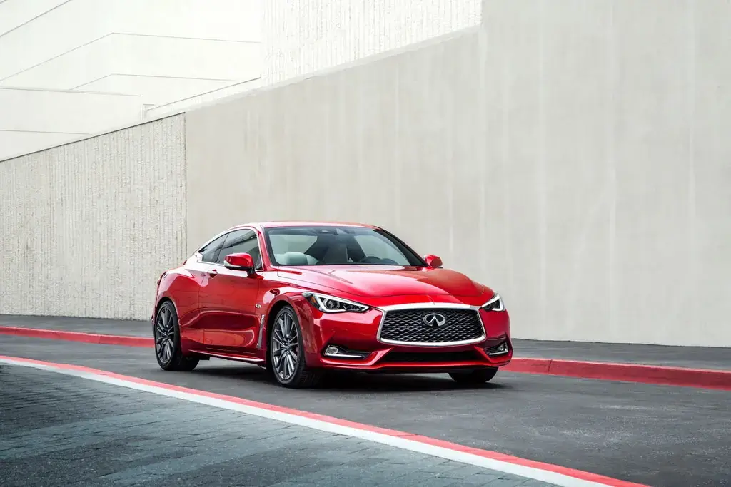 بررسی Infiniti Q60؛ مشخصات فنی و عملکرد