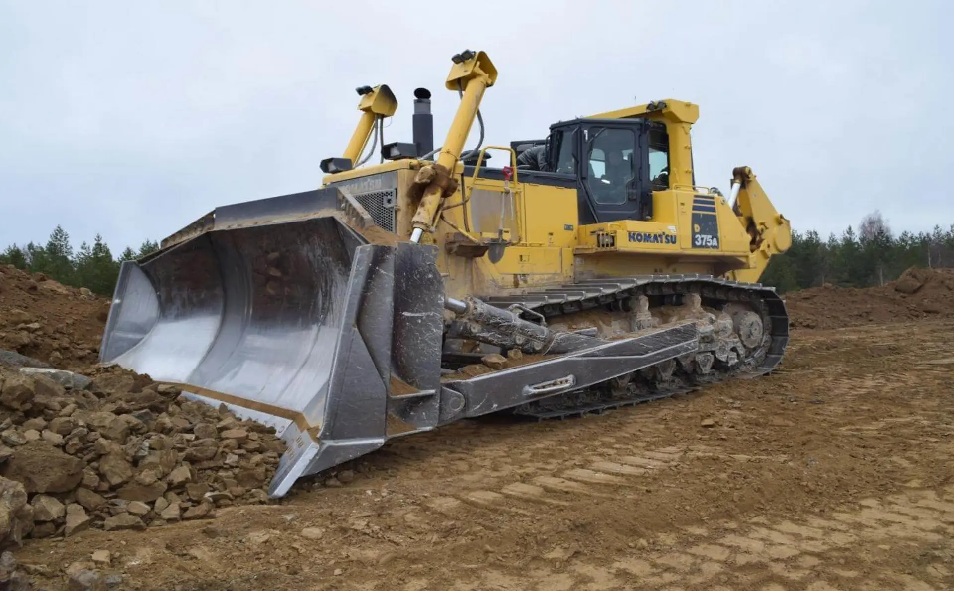 بررسی Komatsu D375A (کوماتسو D375A)؛ مشخصات فنی بلدوزر