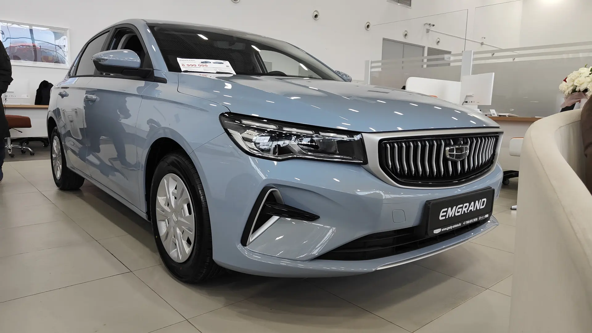 بررسی Geely Emgrand؛ مشخصات فنی و امکانات