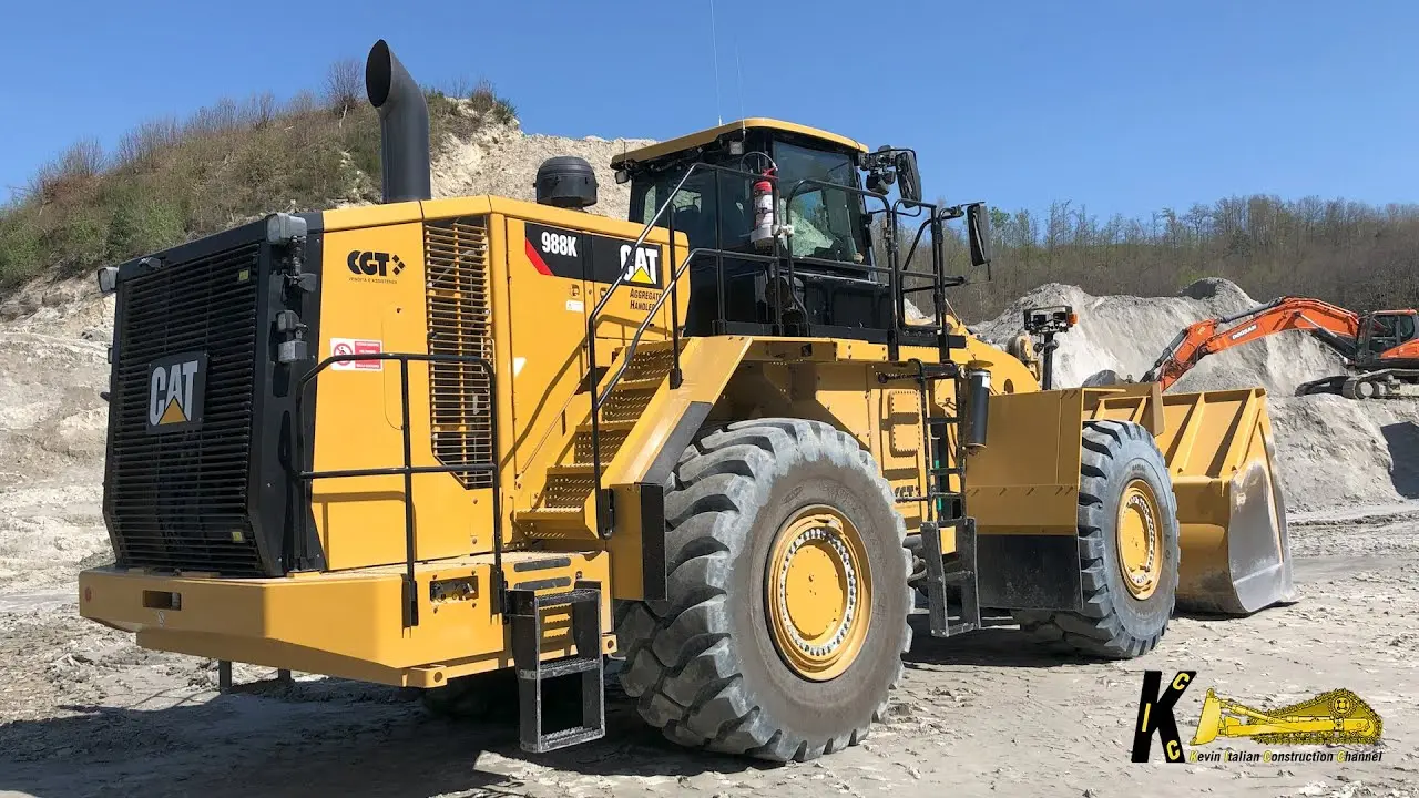 بررسی Caterpillar 988 (کاترپیلار ۹۸۸)؛ مشخصات فنی لودر سنگین