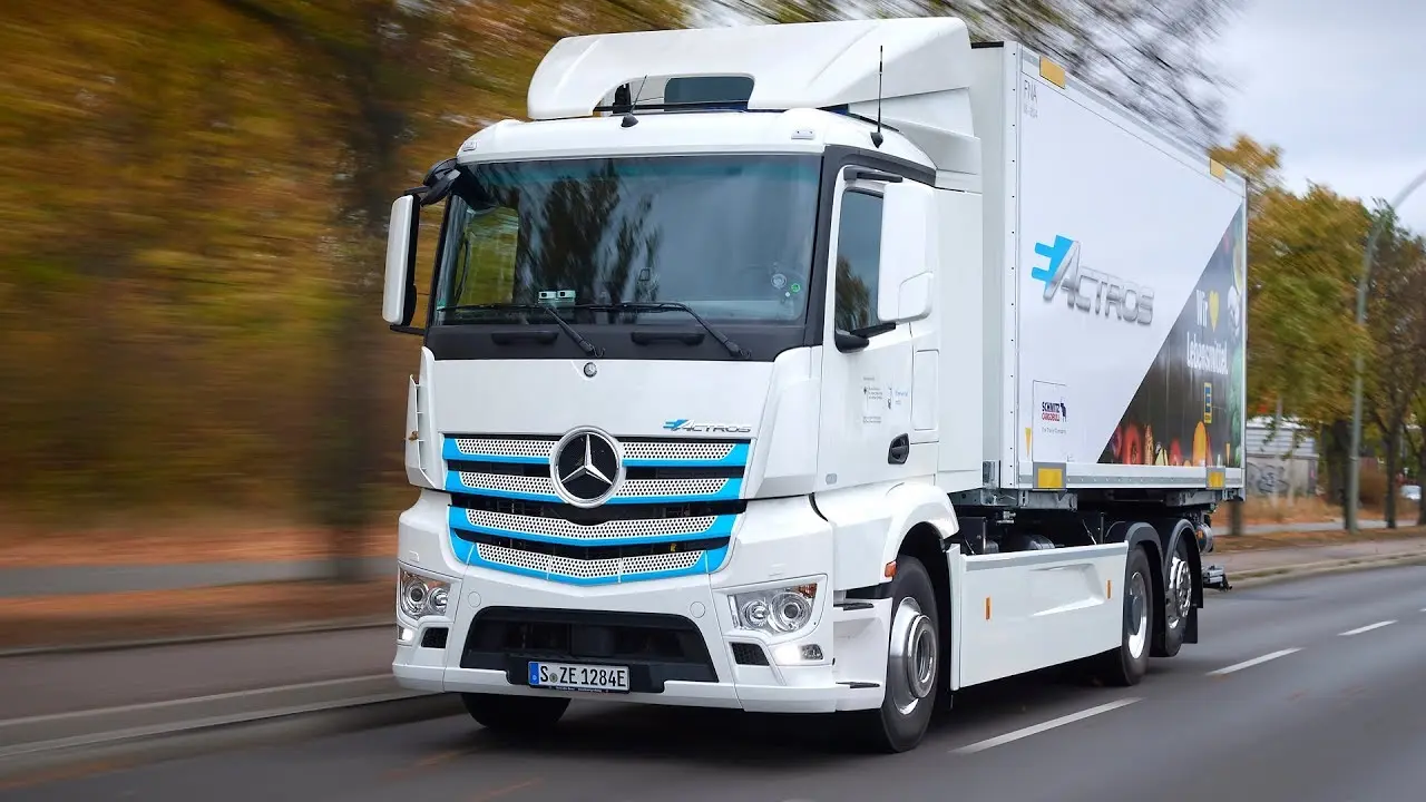 بررسی مرسدس بنز eActros؛ مشخصات فنی کامیون برقی