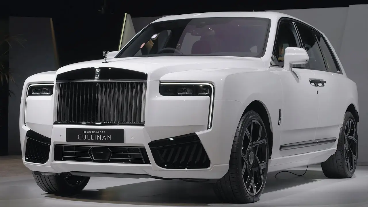 بررسی Rolls-Royce Cullinan؛ مشخصات فنی و لوکس