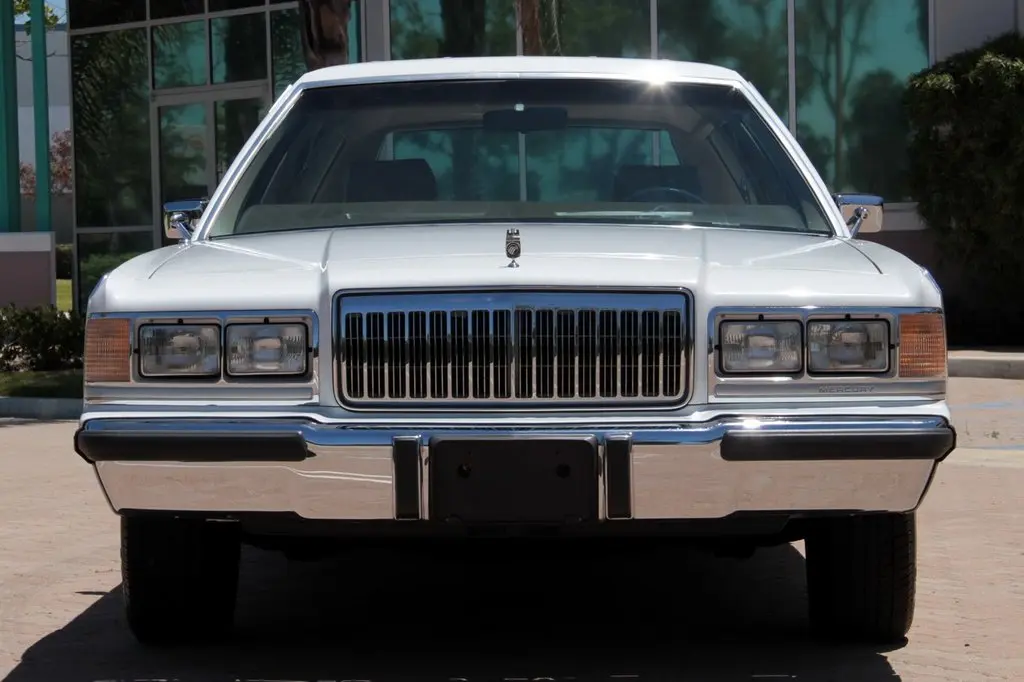 بررسی Mercury Grand Marquis؛ تاریخچه و امکانات
