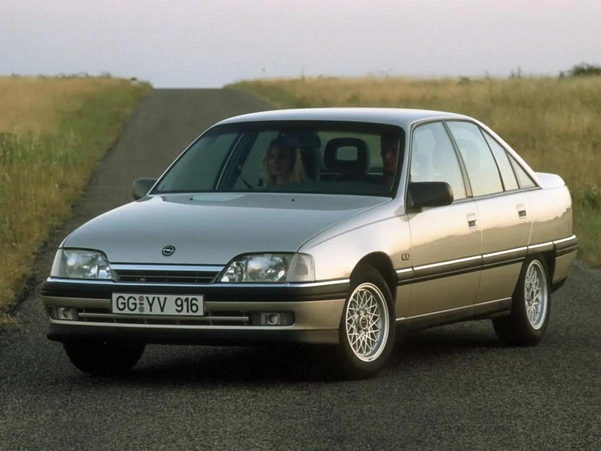 بررسی Opel Omega؛ تاریخچه و مشخصات فنی