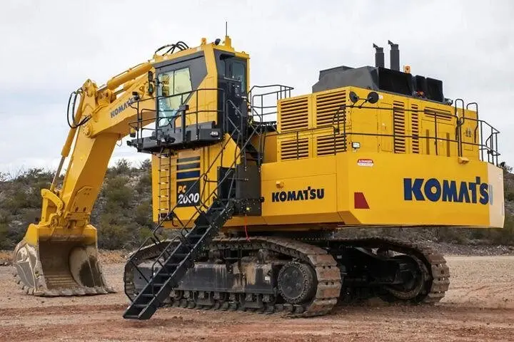 بررسی Komatsu PC2000 (کوماتسو PC2000)؛ مشخصات فنی بیل معدنی