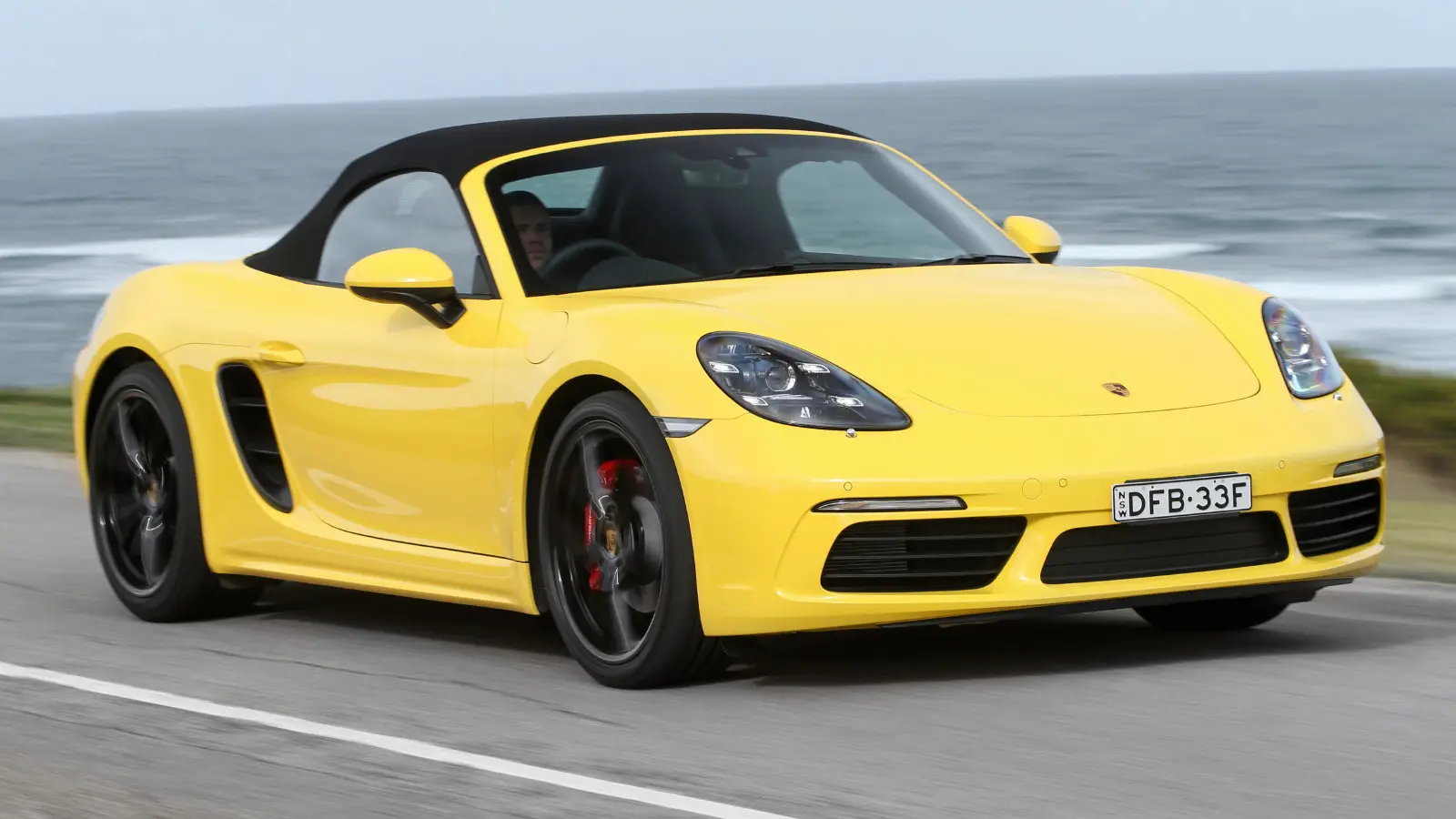 بررسی Porsche 718 Boxster؛ مشخصات فنی و عملکرد