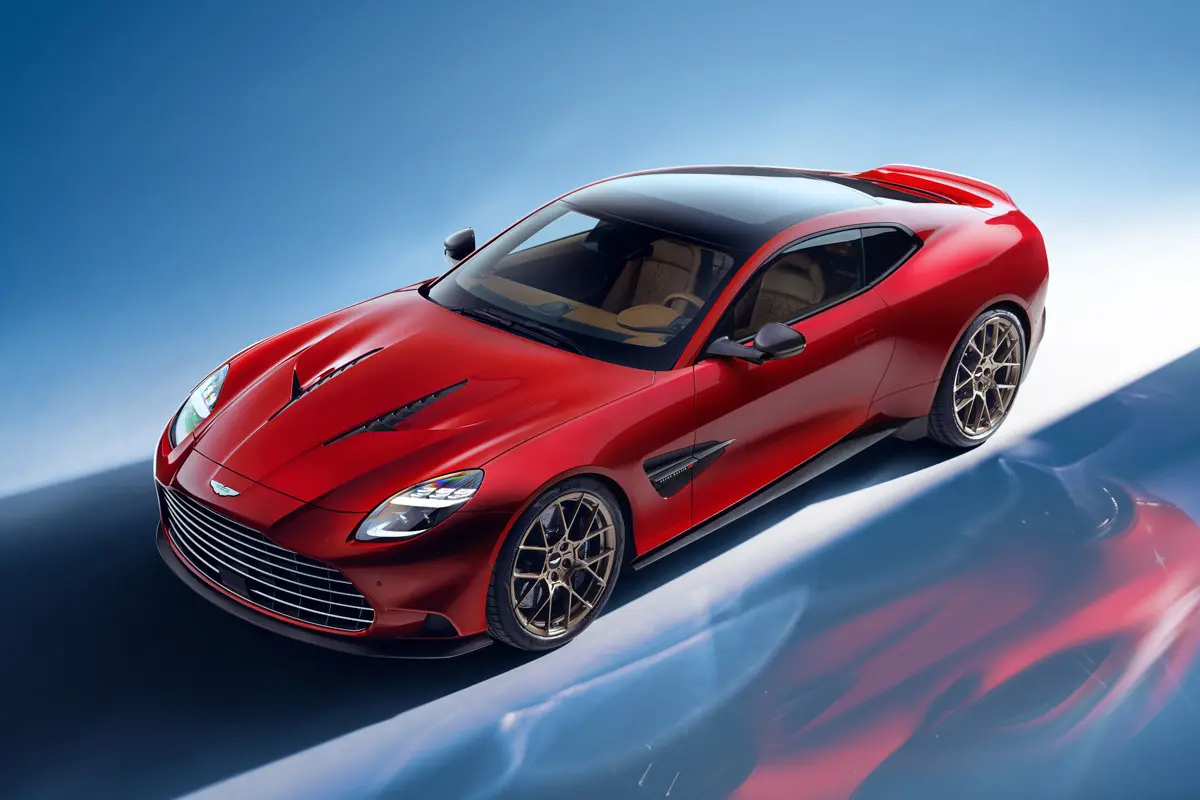 بررسی Aston Martin Vanquish؛ تاریخچه و مشخصات فنی