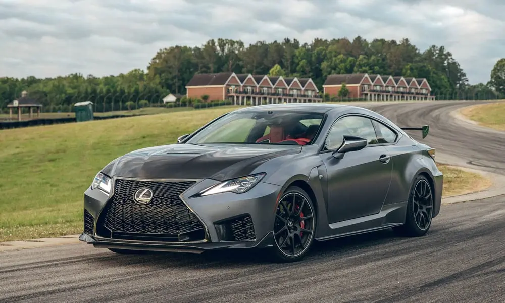بررسی Lexus RC؛ مشخصات فنی و عملکرد