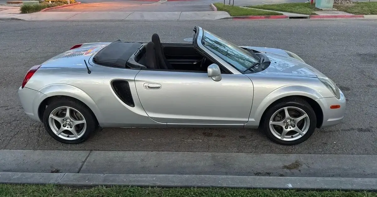 بررسی Toyota MR2 Spyder؛ مشخصات فنی و عملکرد