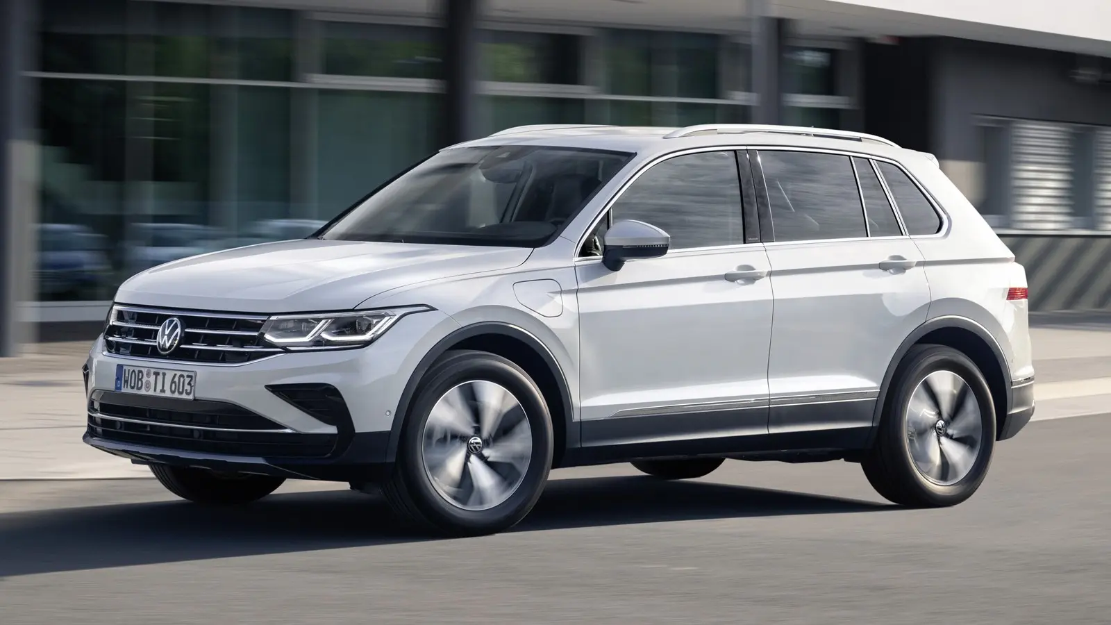 بررسی Volkswagen Tiguan؛ مشخصات فنی و تجربه رانندگی