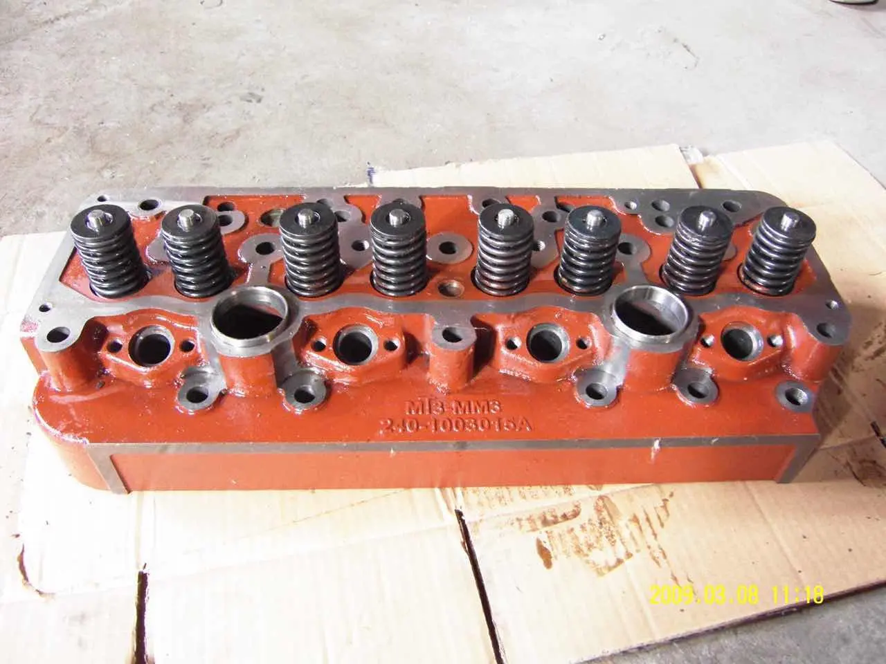 سرسیلندر تراکتور — Tractor Cylinder Head