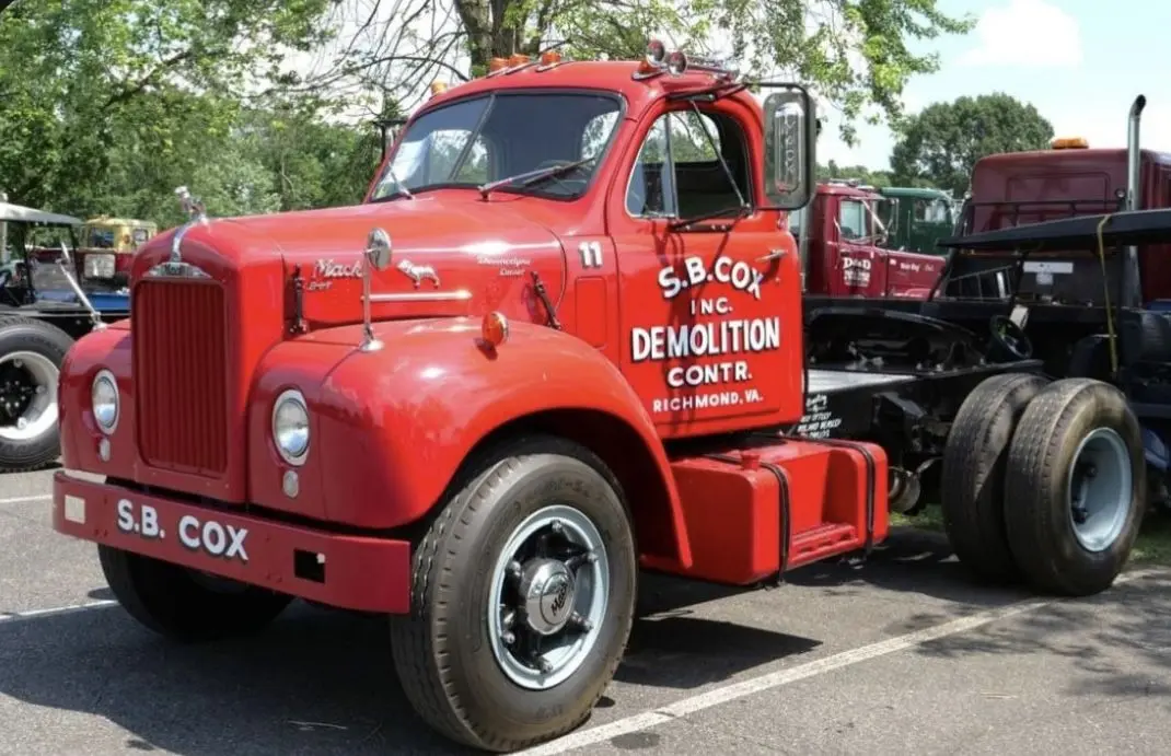 کامیون‌های قدیمی Mack