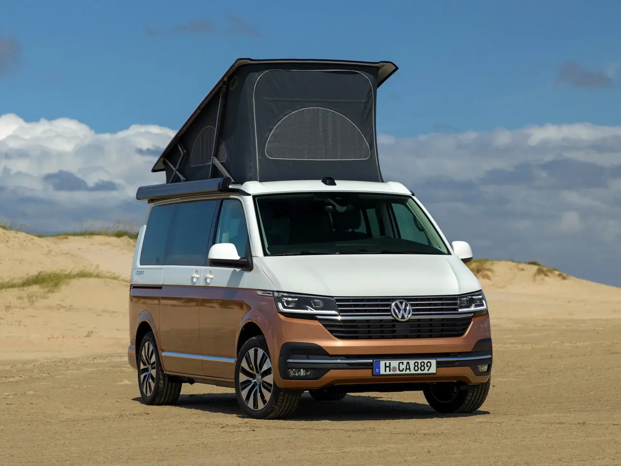 بررسی Volkswagen California؛ مشخصات کمپرون و امکانات سفر