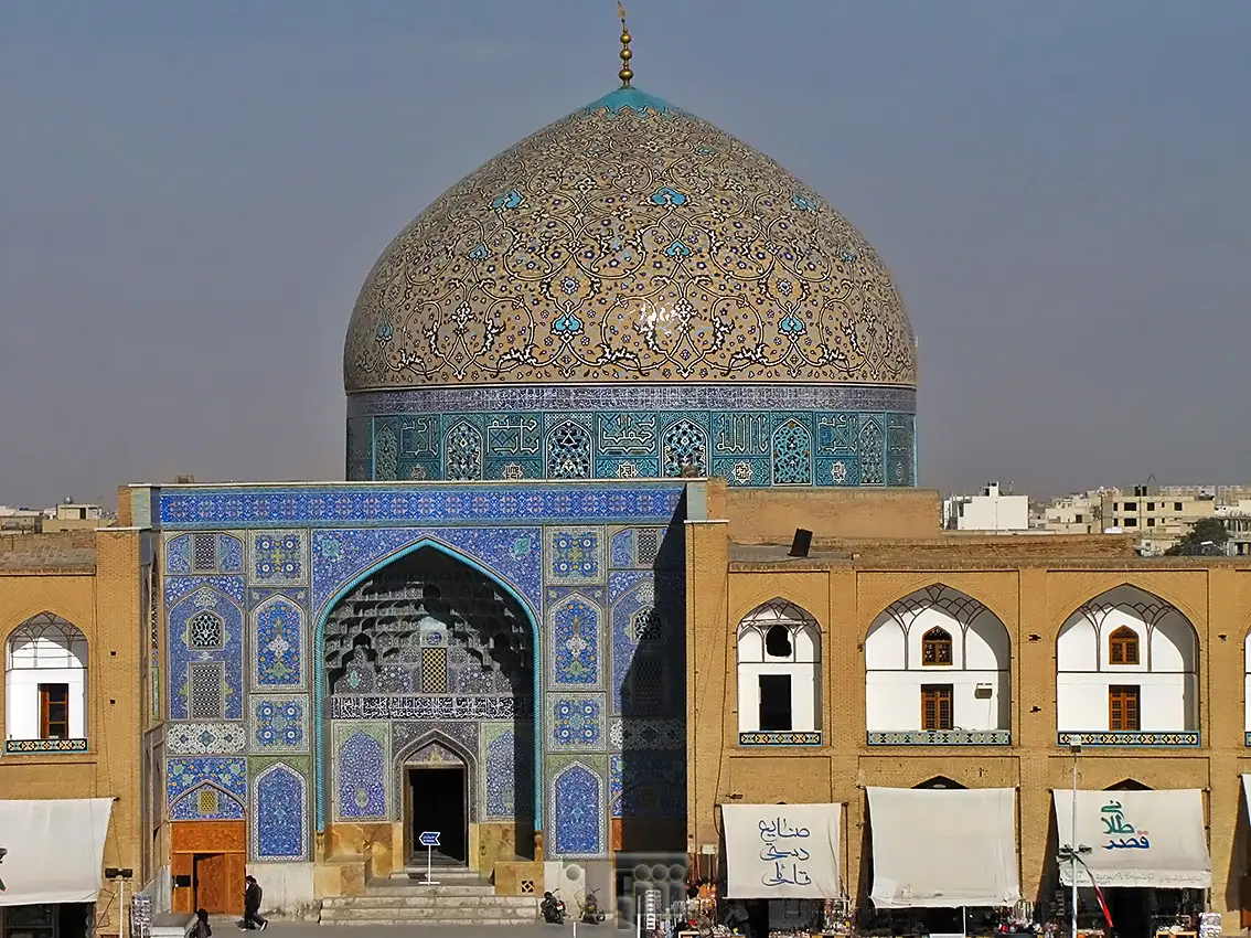 مسجد شیخ لطف‌الله؛ یکی از شاهکارهای معماری ایران و اشتباهاتی که باید بشناسید