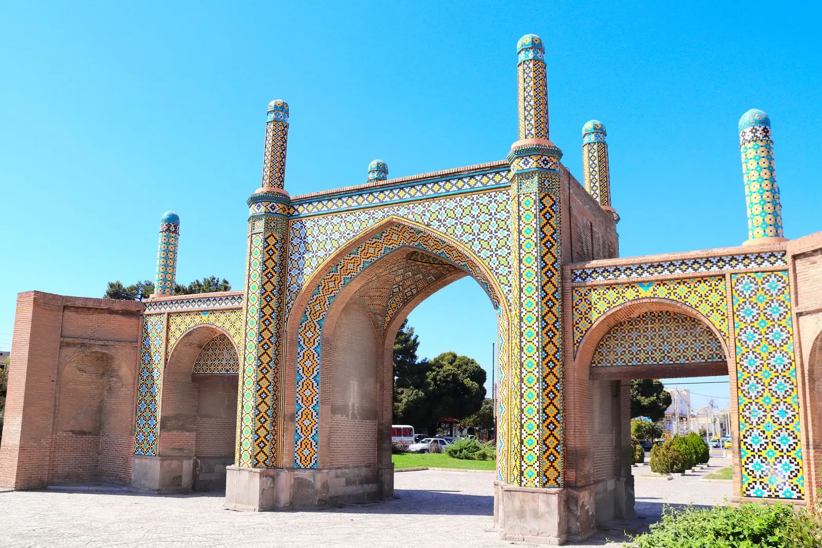 بهترین جاهای دیدنی قزوین برای سفر یک‌روزه؛ راهنمای کامل و کاربردی