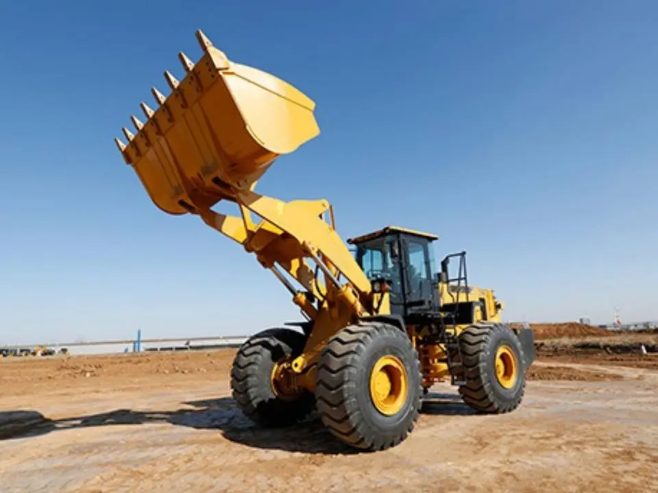 بیل مکانیکی چرخ‌لاستیکی چیست