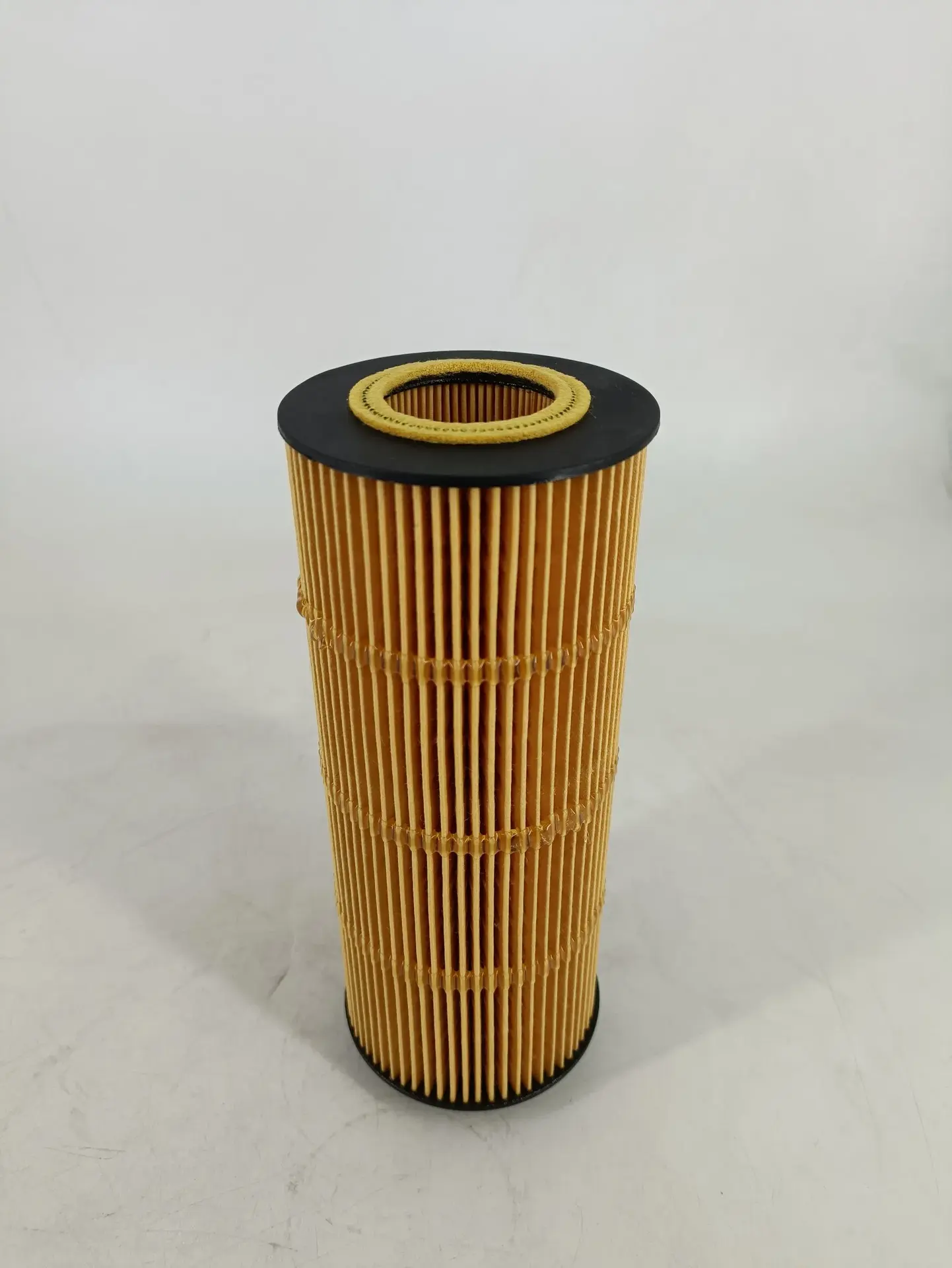 فیلتر روغن کامیون — Truck Oil Filter