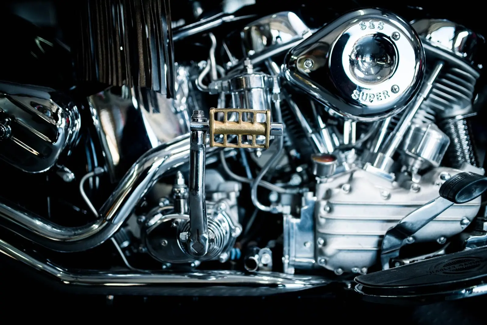 موتور موتورسیکلت — Motorcycle Engine