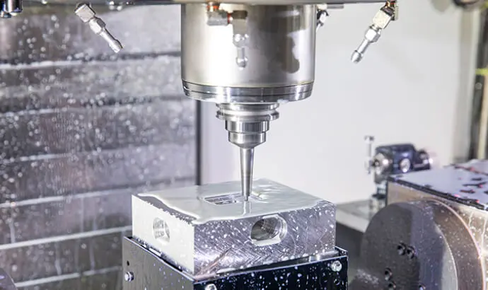 خدمات CNC؛ راهنمای سفارش برش و ماشینکاری به زبان ساده
