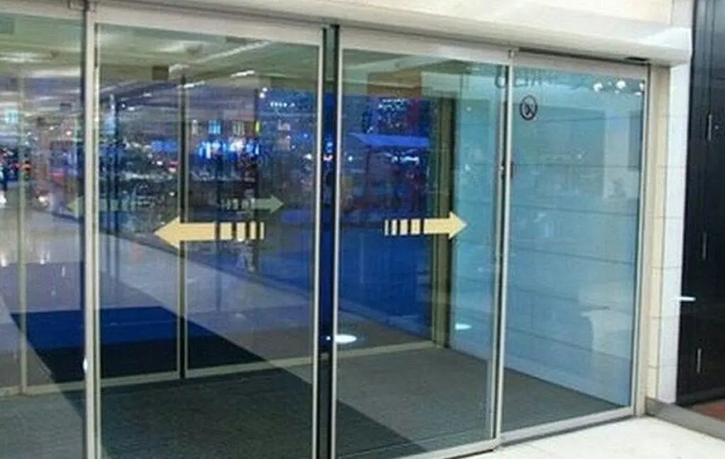خرید درب اتوماتیک؛ راهنمای انتخاب برای فروشگاه و ساختمان و نکات مهم