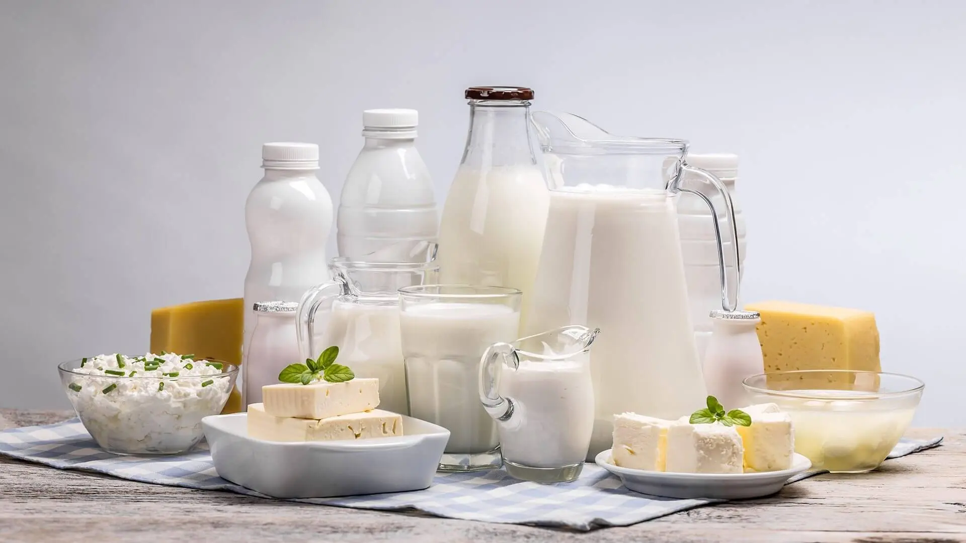 قیمت لبنیات چرا افزایش یا کاهش پیدا می‌کند؛ راهنمای کامل و کاربردی